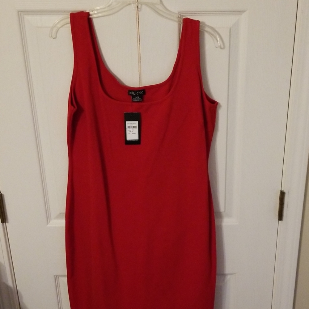 NEW - WITH TAGS CITY CHIC BODY-CON RED DRESS